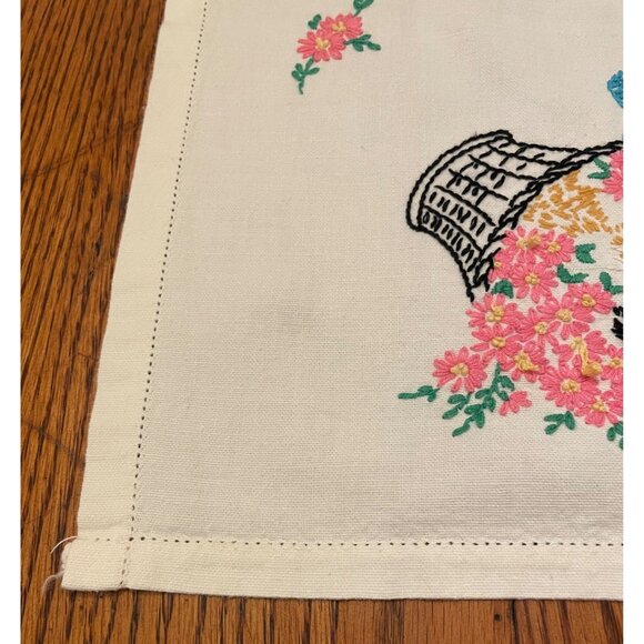 Vintage Embroidered Table Runner With Cat &Pink Floral Basket Design 13.5" x 35" - Picture 7 of 16